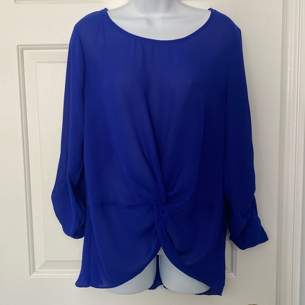 Stitch Fix l Skies Are Blue Camelia Front Blouse L